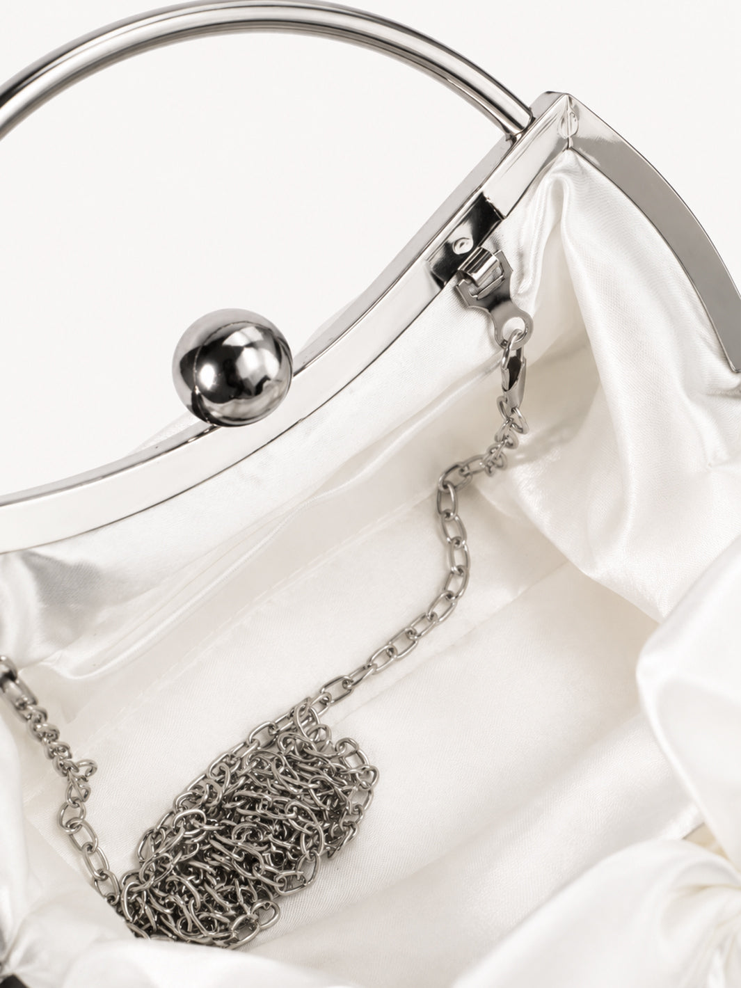 The Amélie Clutch